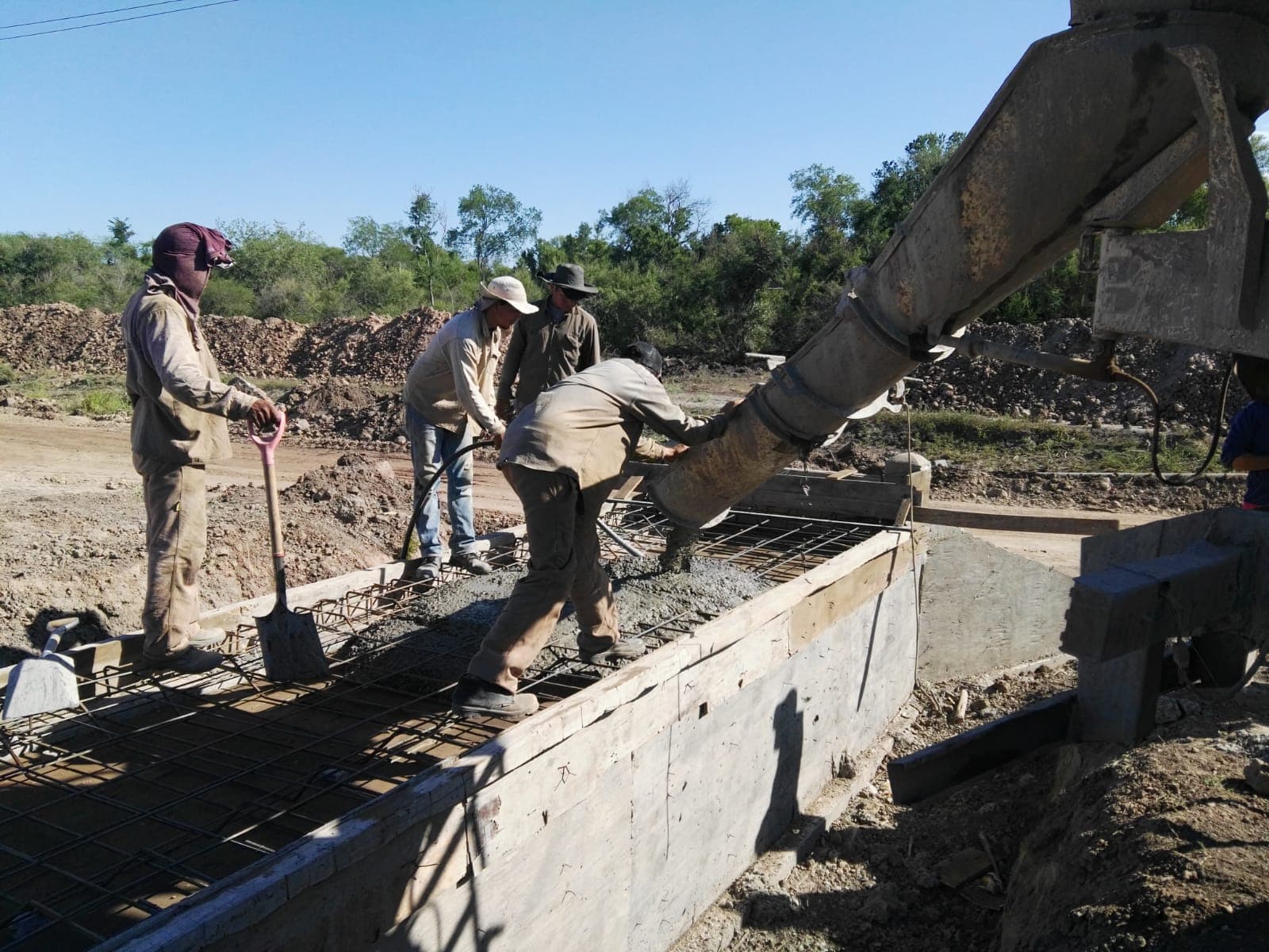 Tareas de hormigón en la Ruta Provincial 3 de Chaco realizadas por Konstrudesch