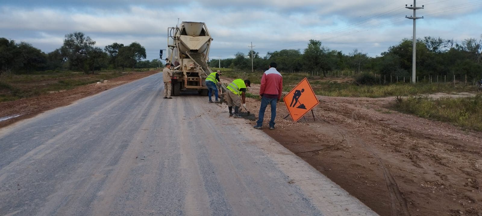 Pavimento urbano construido por Konstrudesch en El Espinillo, Chaco — foto 3