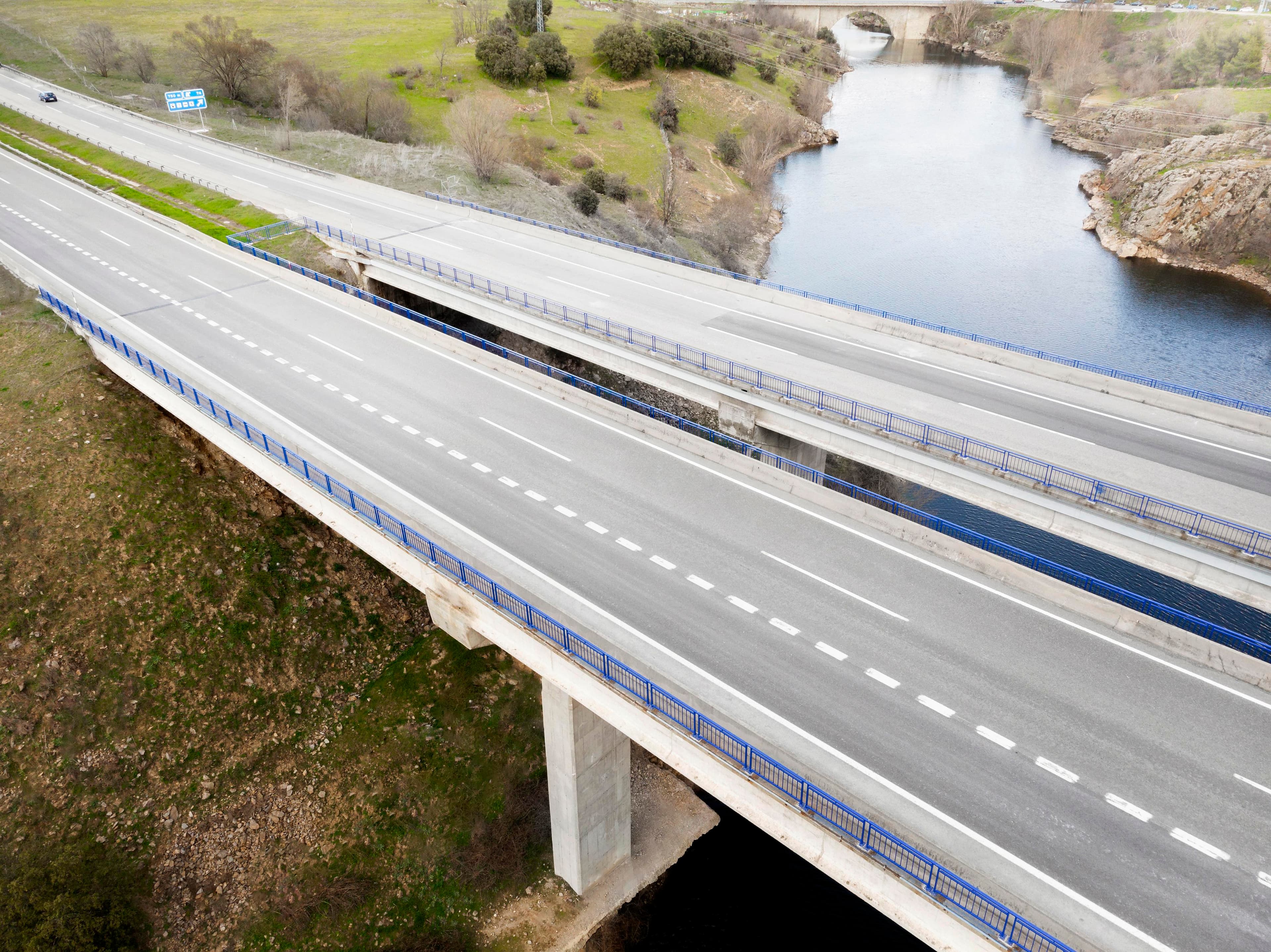 Construcción de infraestructura vial, rutas y pavimento por Konstrudesch